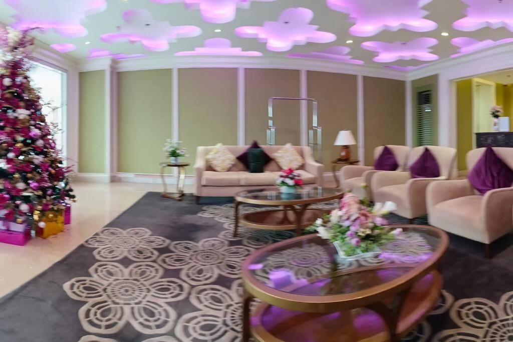 Monarch Parksuites - Balmoral Place Paranaque City Exterior photo
