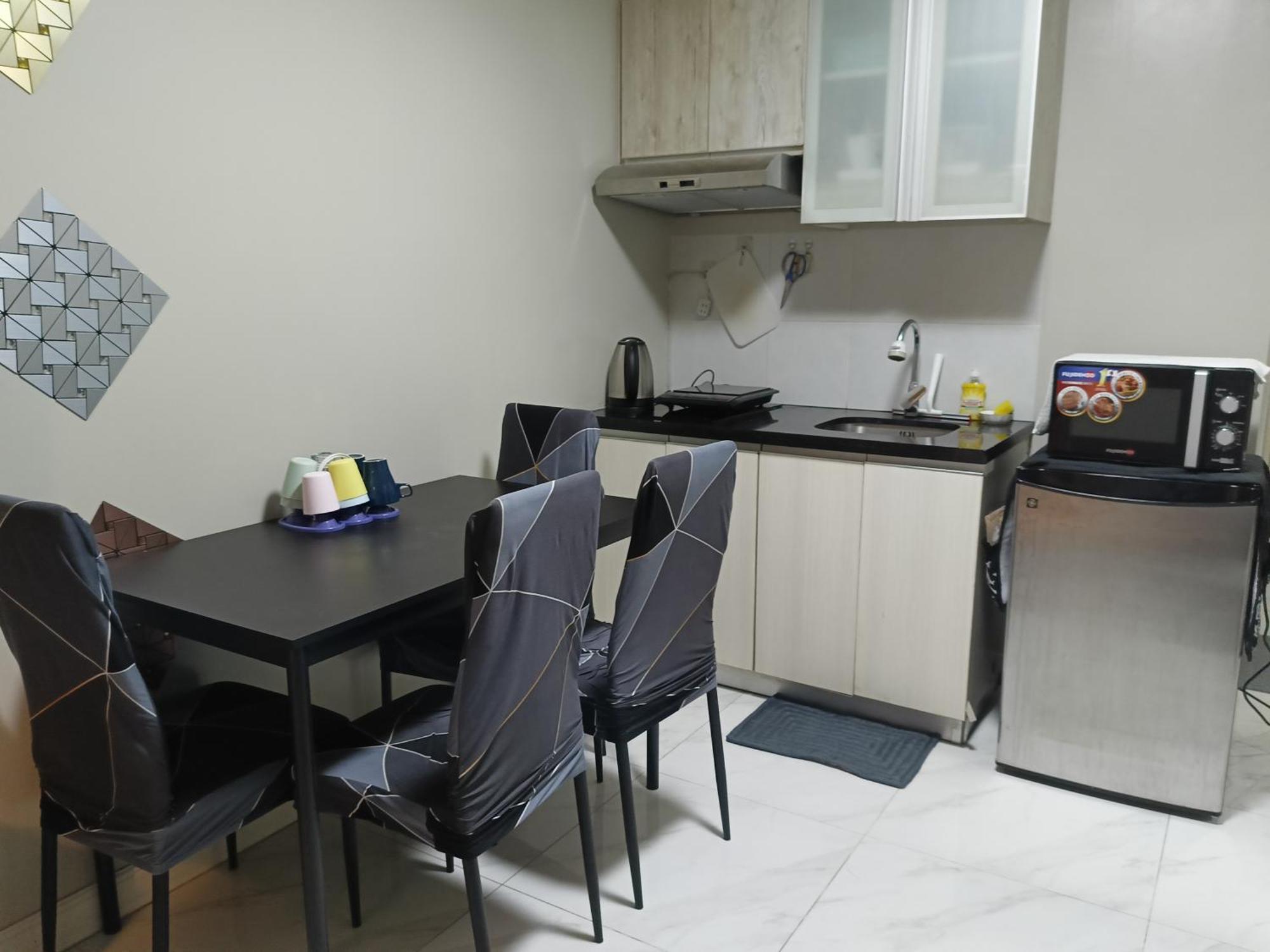 Monarch Parksuites - Balmoral Place Paranaque City Exterior photo